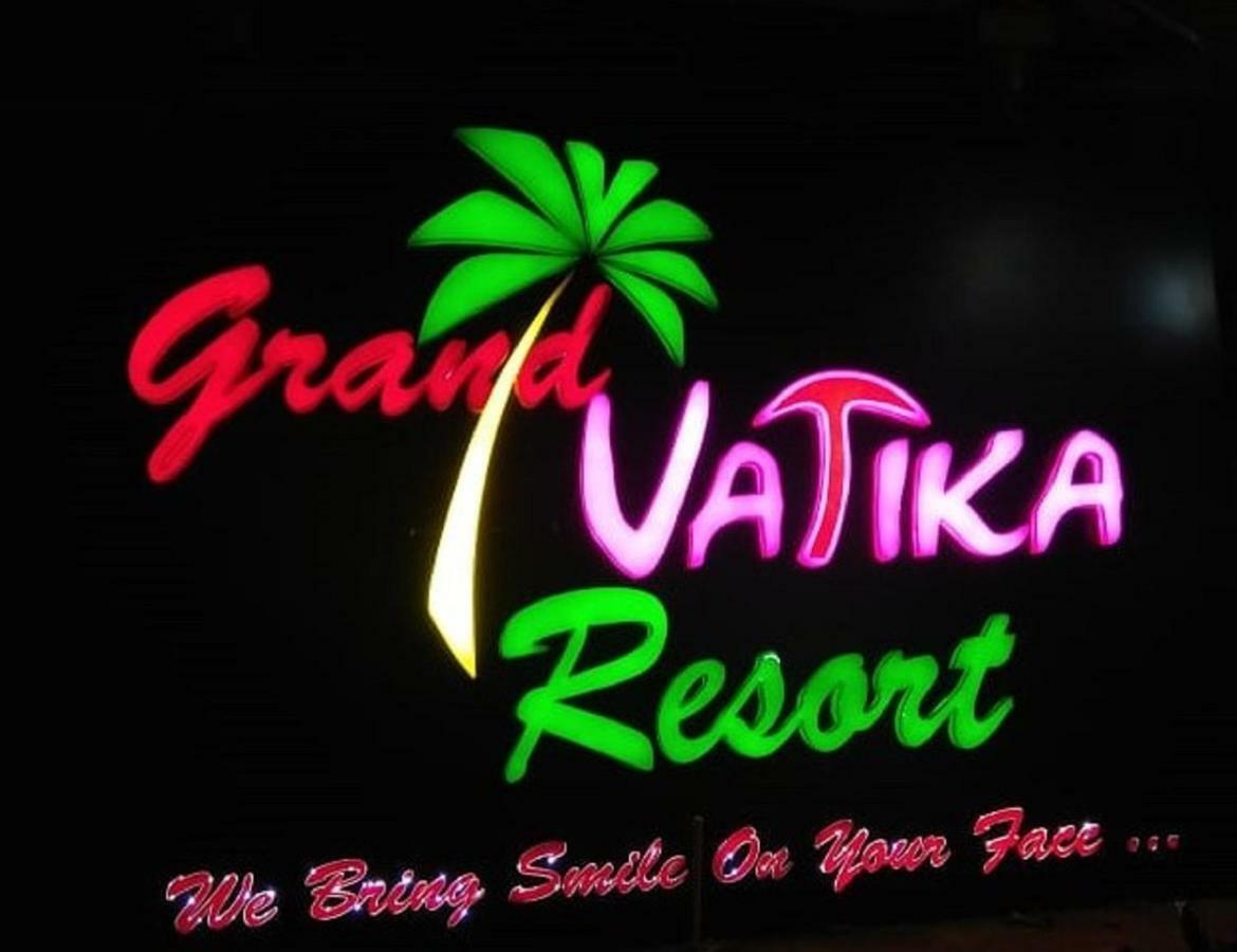 Grand Vatika Resort Arambol Exterior photo